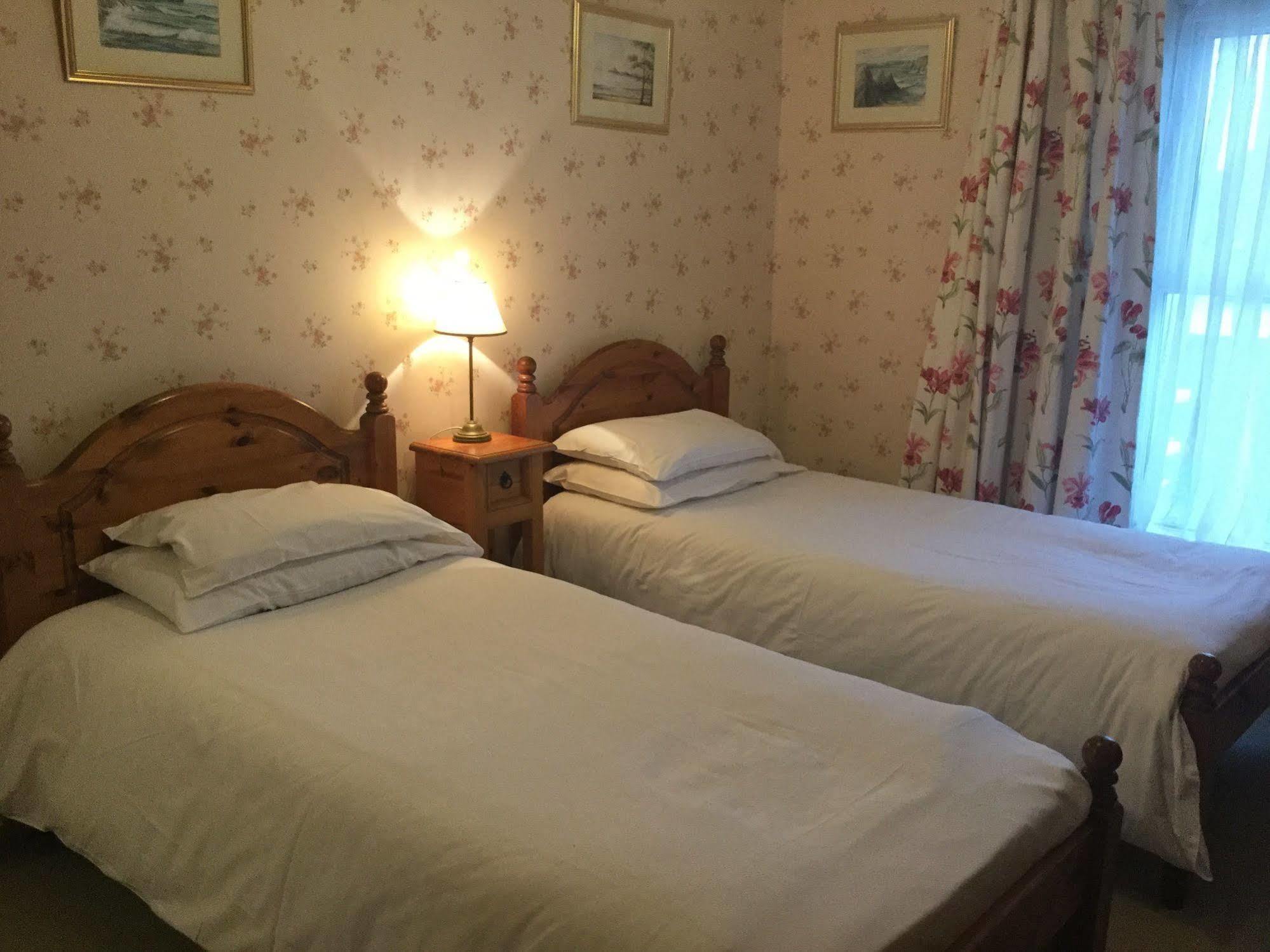 Llwyn Country House Лланелли Экстерьер фото
