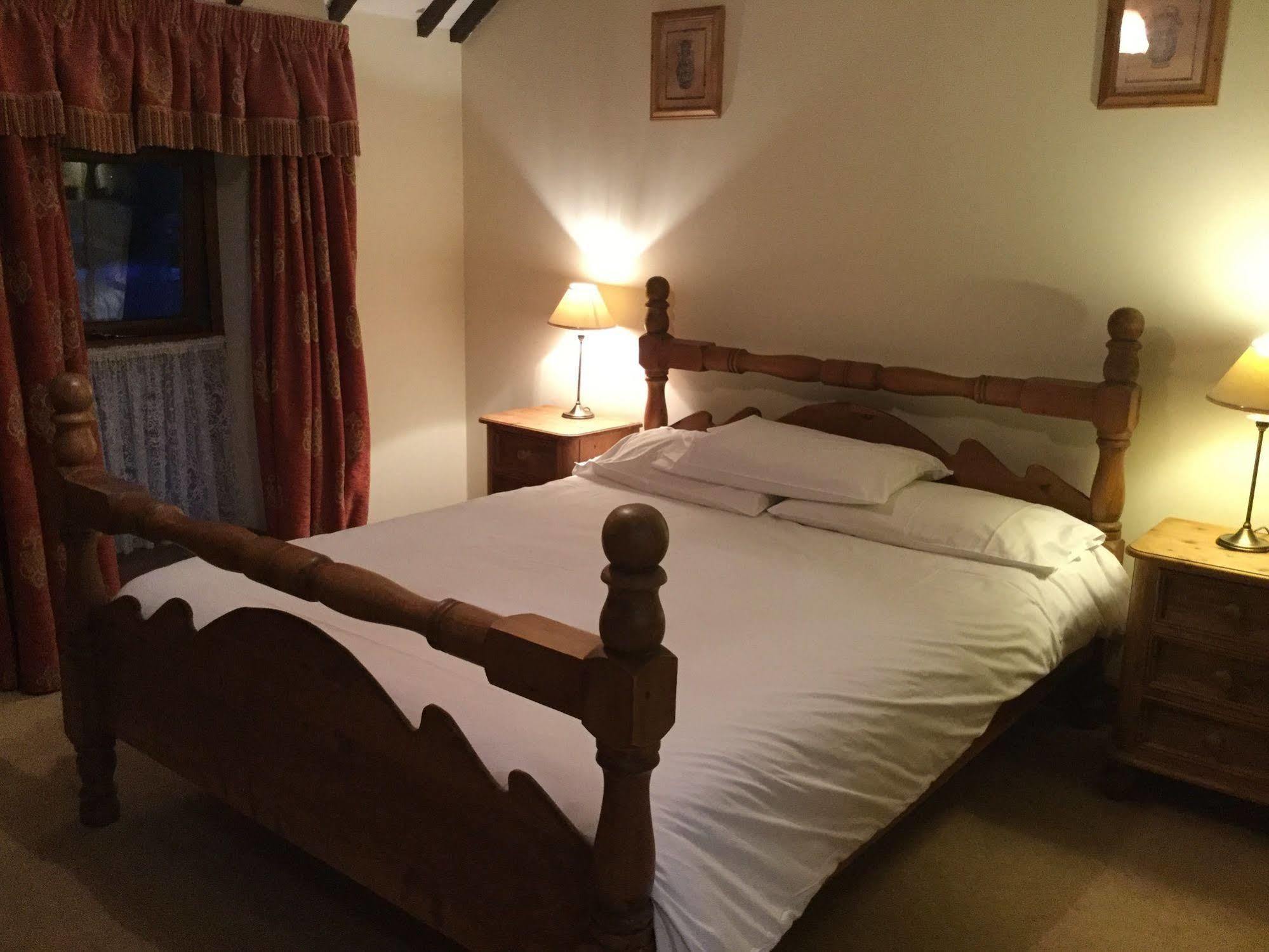 Llwyn Country House Лланелли Экстерьер фото